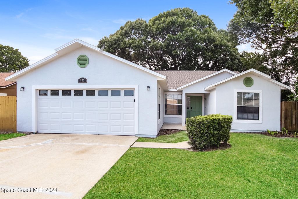 865 Pine Wood Avenue, Rockledge, FL 32955