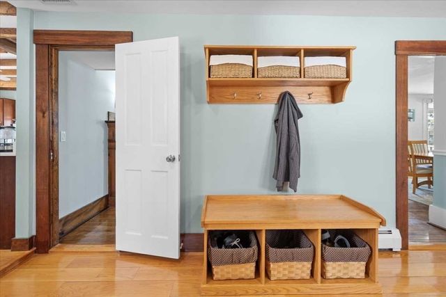 78 Highland St, Holden, MA 01520