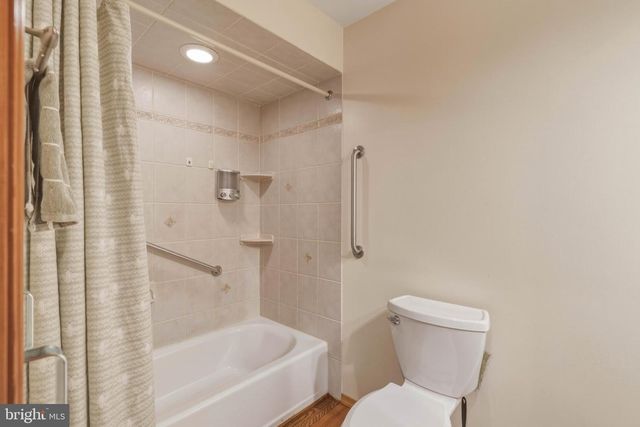 35 BLUE RIDGE RD, Titusville, NJ 08560