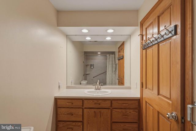35 BLUE RIDGE RD, Titusville, NJ 08560