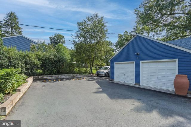 35 BLUE RIDGE RD, Titusville, NJ 08560