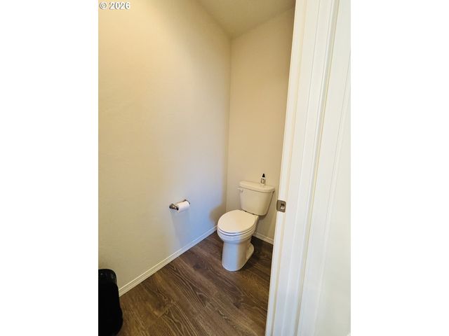 418 MEMORY Ln, Brookings, OR 97415