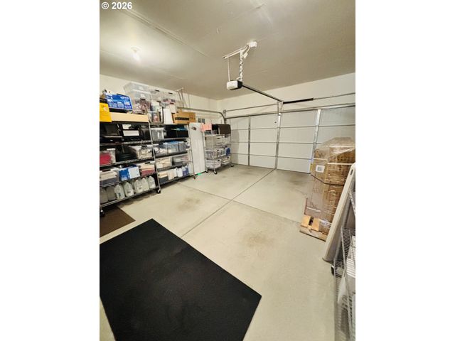 418 MEMORY Ln, Brookings, OR 97415
