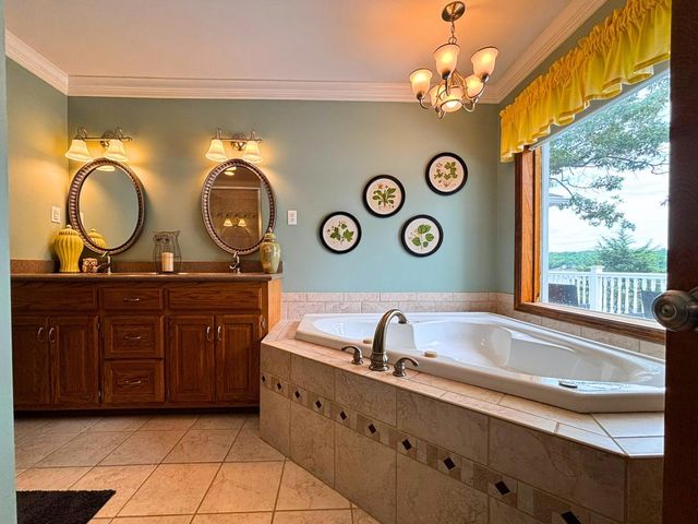 23 Keosauqua Drive, Cherokee Village, AR 72529