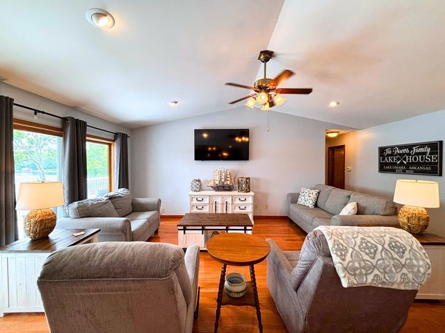 23 Keosauqua Drive, Cherokee Village, AR 72529