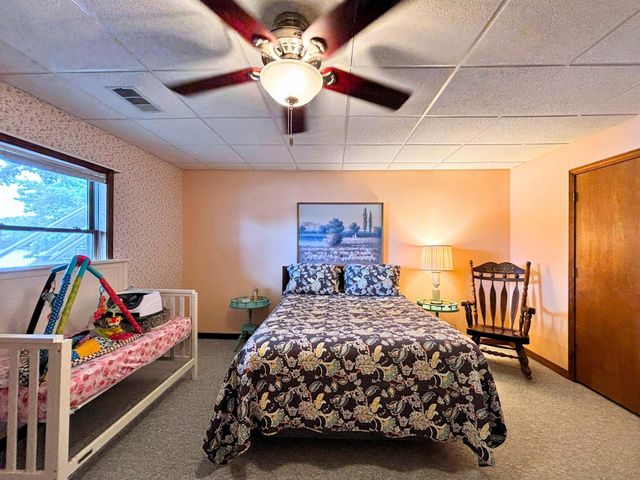 23 Keosauqua Drive, Cherokee Village, AR 72529