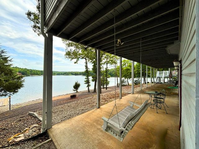 23 Keosauqua Drive, Cherokee Village, AR 72529