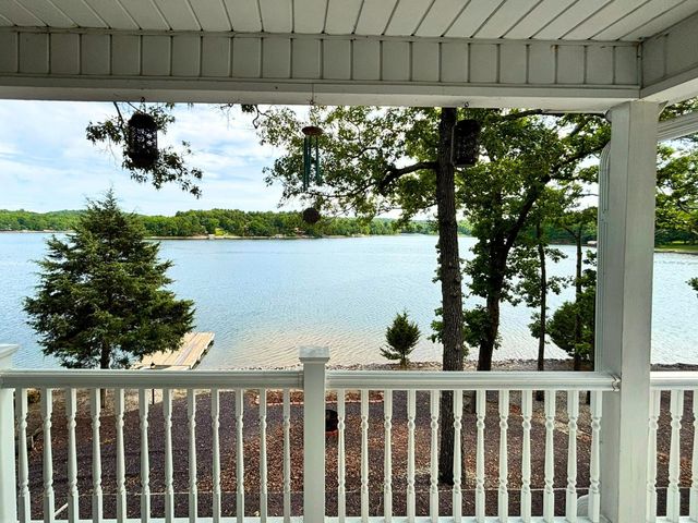 23 Keosauqua Drive, Cherokee Village, AR 72529