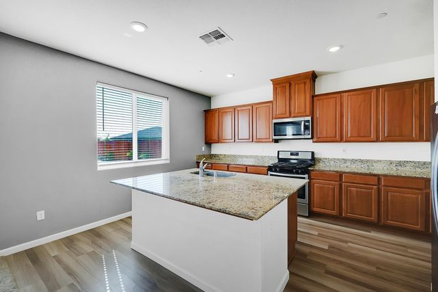 5691 Sunhaven St, Marysville, CA 95901