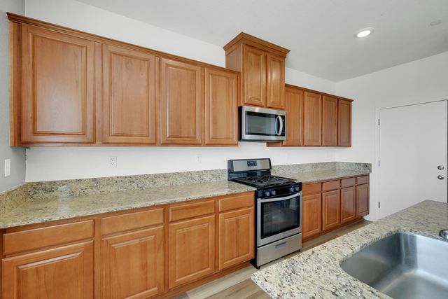 5691 Sunhaven St, Marysville, CA 95901