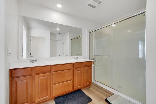 5691 Sunhaven St, Marysville, CA 95901