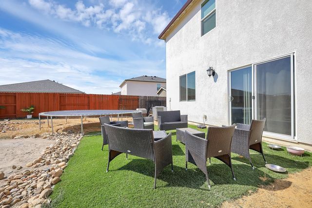 5691 Sunhaven St, Marysville, CA 95901