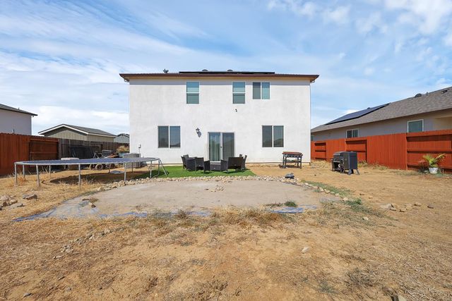 5691 Sunhaven St, Marysville, CA 95901