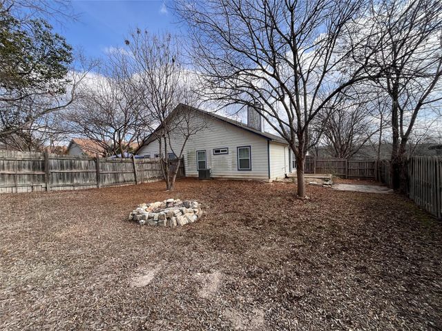 433 Sailmaster ST A, Lakeway, TX 78734