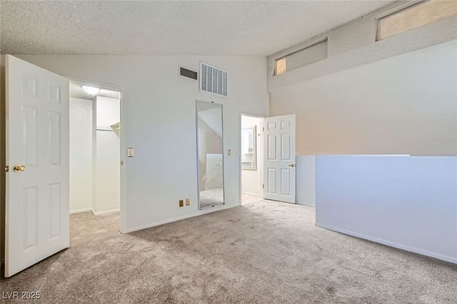 5125 Gray Lane B, Las Vegas, NV 89119