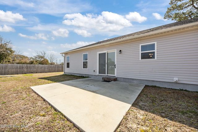 621 West Beaufort Road, Beaufort, NC 28516