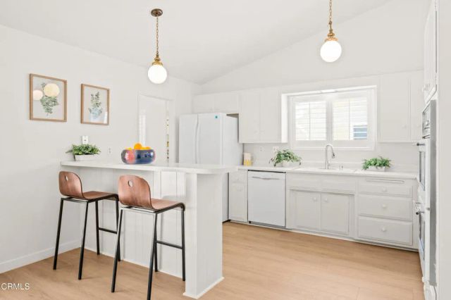 5778 Valerie Avenue, Los Angeles, CA 91367
