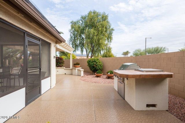 15803 W WINDSOR Avenue, Goodyear, AZ 85395