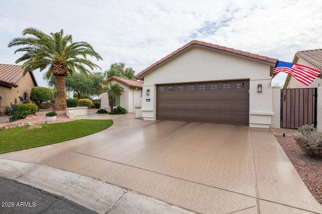 15803 W WINDSOR Avenue, Goodyear, AZ 85395