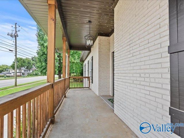 3012 Triana Blvd, Huntsville, AL 35805