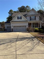 495 Rolling Pines Drive, Spring Lake, NC 28390