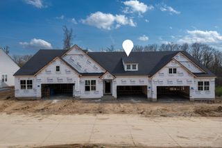 869 Amesbury Drive, Florence, KY 41042