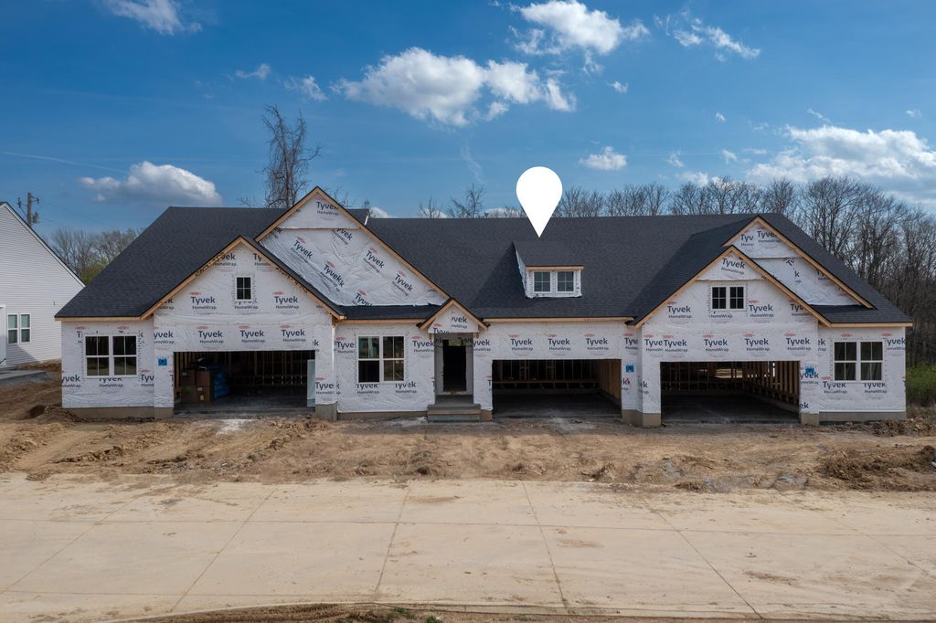 869 Amesbury Drive, Florence, KY 41042