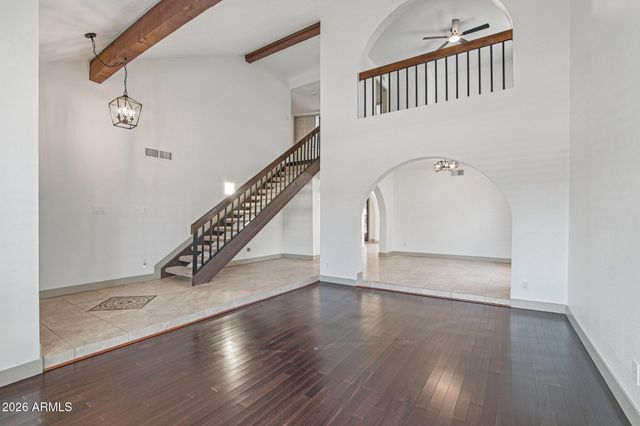 4662 E GRANDVIEW Road, Phoenix, AZ 85032