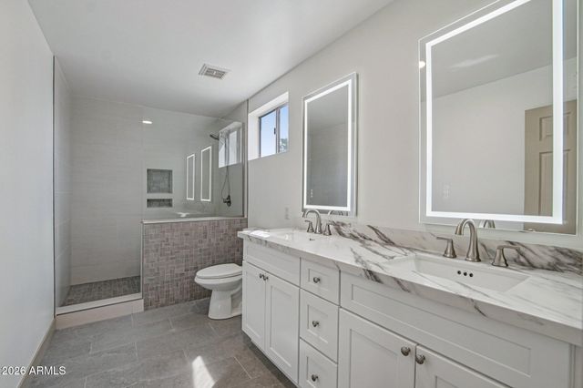 4662 E GRANDVIEW Road, Phoenix, AZ 85032