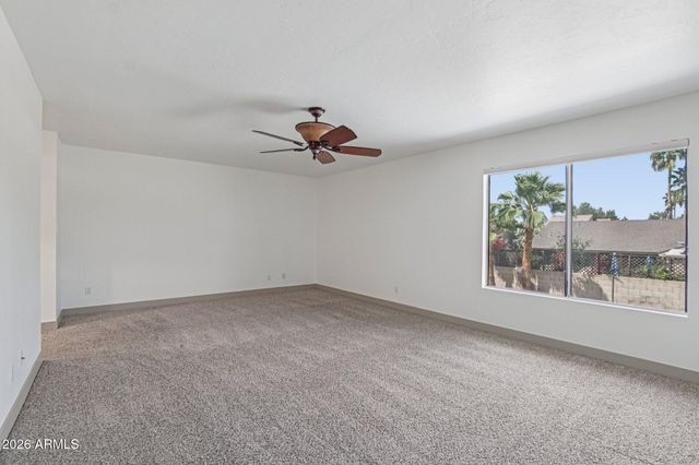 4662 E GRANDVIEW Road, Phoenix, AZ 85032