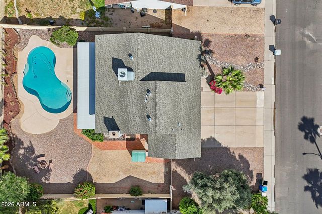 4662 E GRANDVIEW Road, Phoenix, AZ 85032