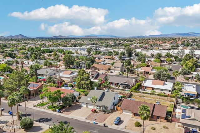 4662 E GRANDVIEW Road, Phoenix, AZ 85032