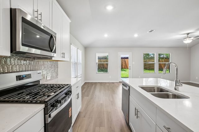 2208 Nicole Drive, Denton, TX 76208