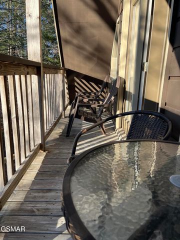 3512 Brook Stone Way, Pigeon Forge, TN 37863