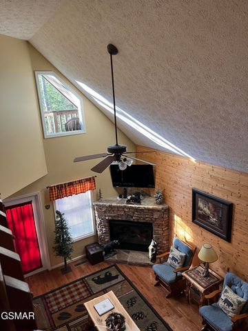 3512 Brook Stone Way, Pigeon Forge, TN 37863