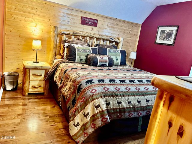 3512 Brook Stone Way, Pigeon Forge, TN 37863