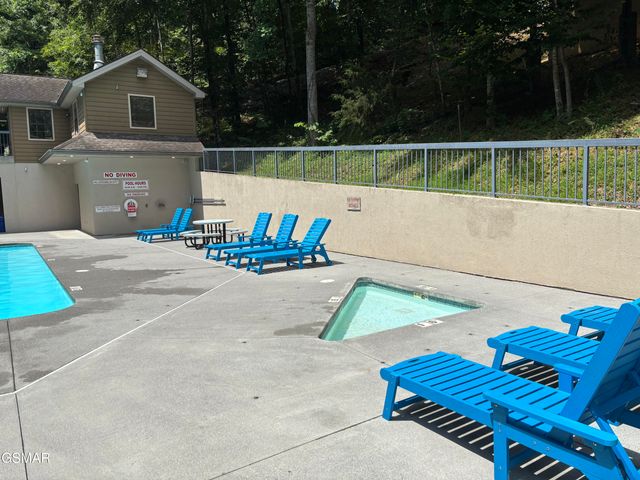 3512 Brook Stone Way, Pigeon Forge, TN 37863