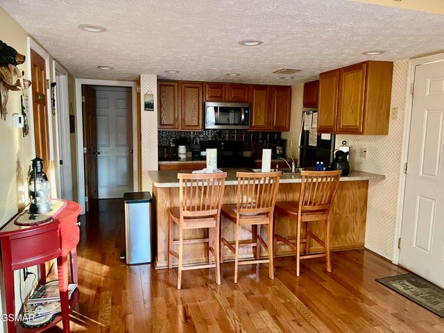 3512 Brook Stone Way, Pigeon Forge, TN 37863