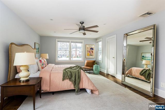 17 Glen Ridge Parkway, Bloomfield, NJ 07003