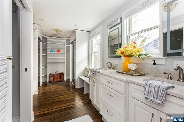 17 Glen Ridge Parkway, Bloomfield, NJ 07003