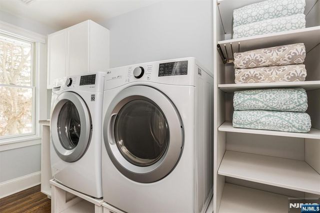 17 Glen Ridge Parkway, Bloomfield, NJ 07003