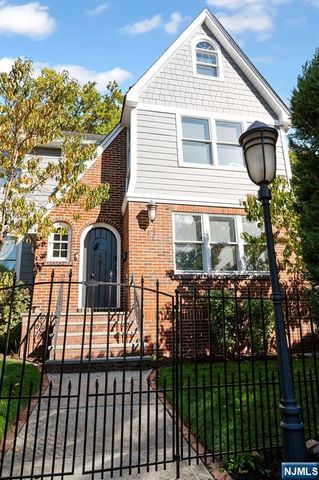 17 Glen Ridge Parkway, Bloomfield, NJ 07003