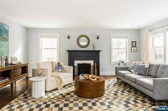 17 Glen Ridge Parkway, Bloomfield, NJ 07003