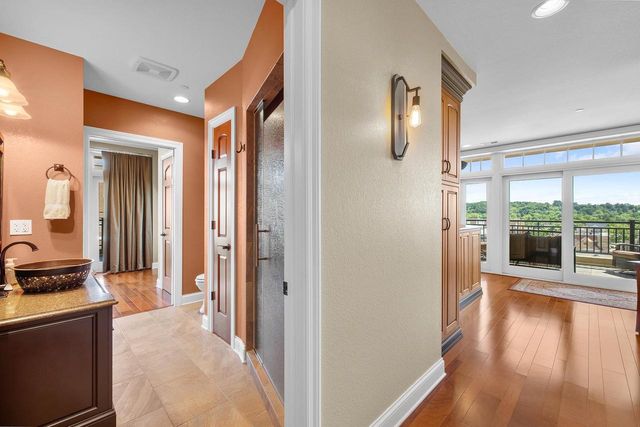 330 N THIRD STREET #Palladian Condos uni, Wausau, WI 54403