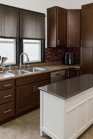 602 Plain, La Porte, IN 46350