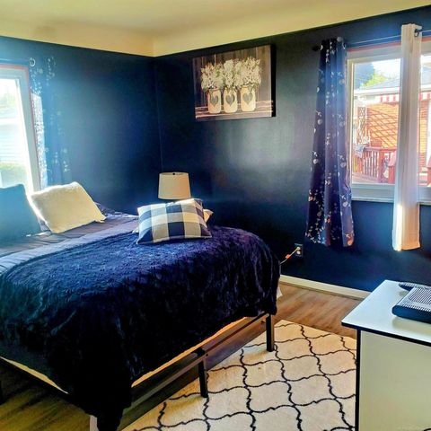 30601 Taylor Street, St Clair Shores, MI 48082