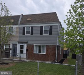 2400 AIRACOBRA ST, Levittown, PA 19057