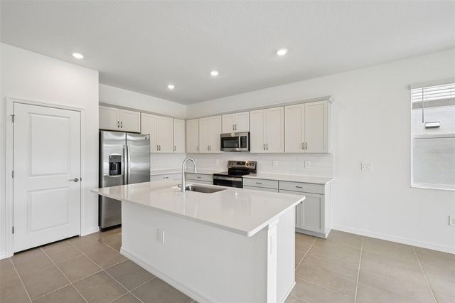 4512 OUTHAUL RUN, Palmetto, FL 34221