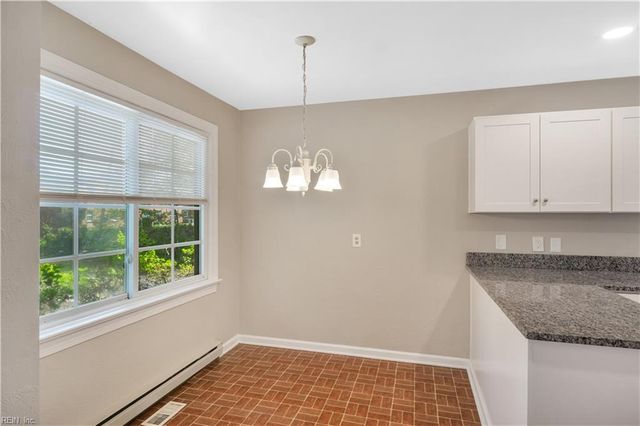 113 Glovers CT, Chesapeake, VA 23322