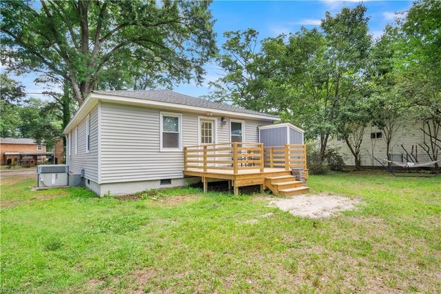 113 Glovers CT, Chesapeake, VA 23322